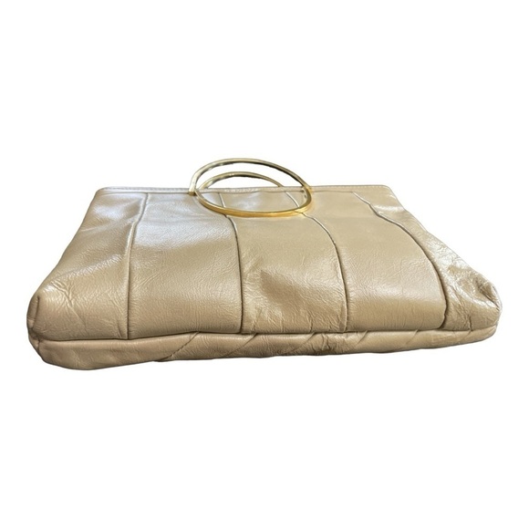 Vintage Beige Leather Handbag/ Purse With Gold Circle Handles - Picture 4 of 9